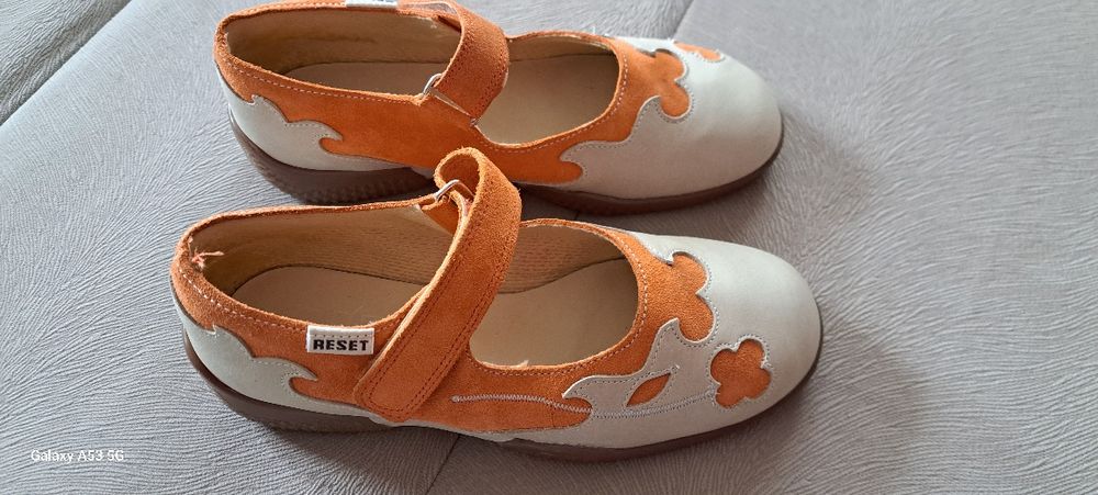 Pantofi fetite din piele