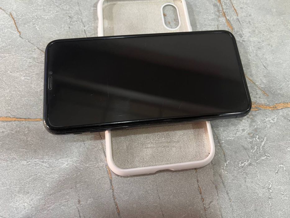 Iphone X 73% yiyomkis telefon yaxshi ayb yoq yaxw iwlidi