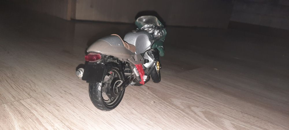 Продам мотоцикл игрушечный