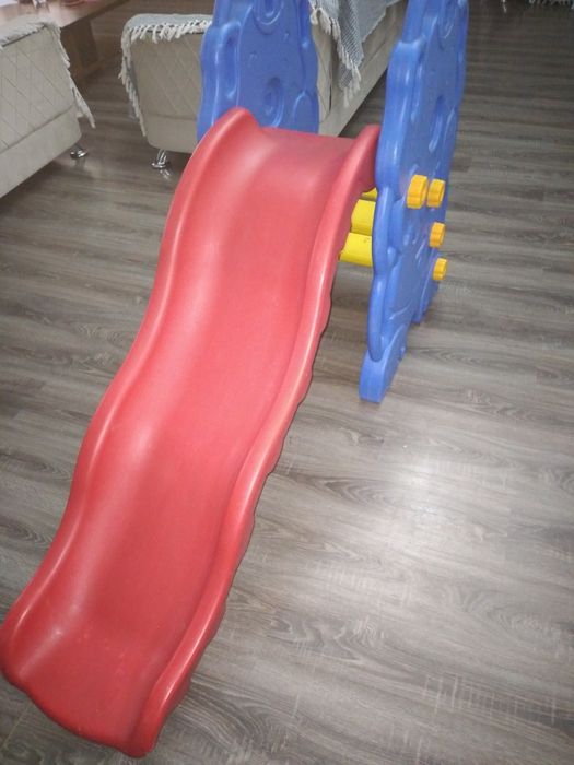 Детская горка пластиковая