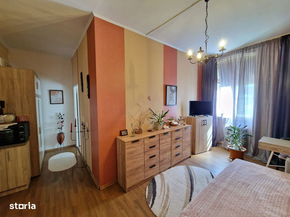 Apartament 2 camere la curte comuna - Strada General Traian Mosoiu — fotografia 1