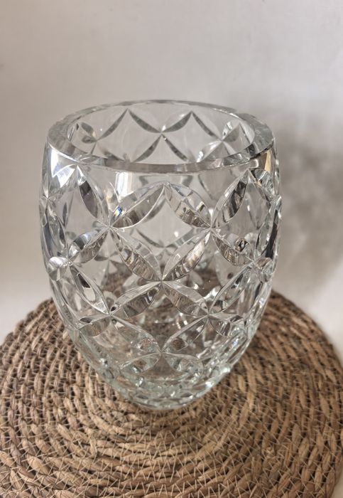 Вазы хрустальные