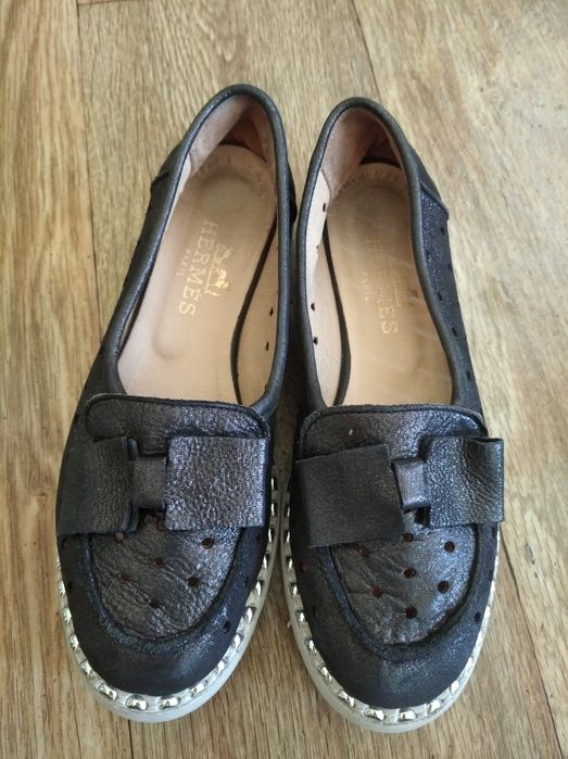 Продаются  туфли