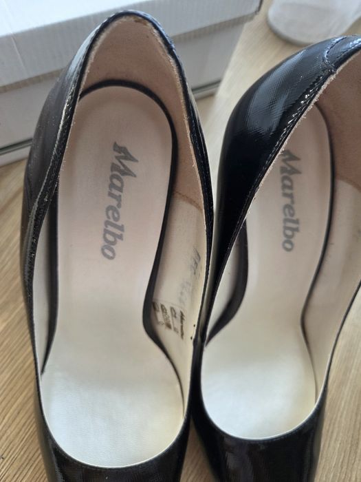 Pantofi din piele, toc cui, marime 39