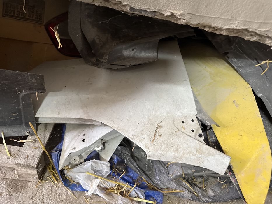 Stoc de dat, Bari, renault si dacia, usi si capota