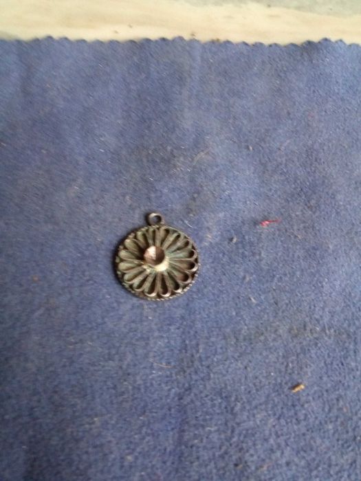 Парчета от стара гривна и др.