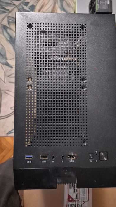Carcasă PC Gaming Segotep, Panou Transparent, Ventilator inclus - Format ATX