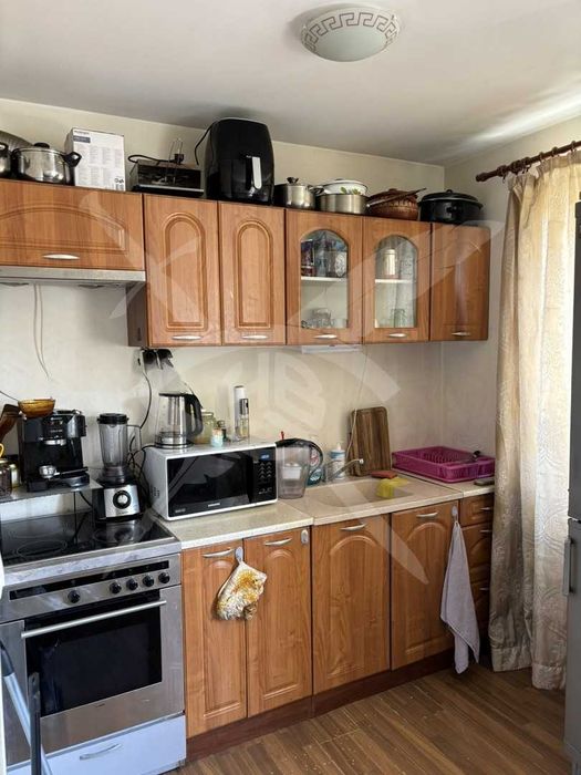 Дава се под наем Тристаен апартамент в София, Витоша - 80 кв.м за 750 € - Снимка #2