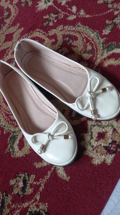 Продам обувь по 3000