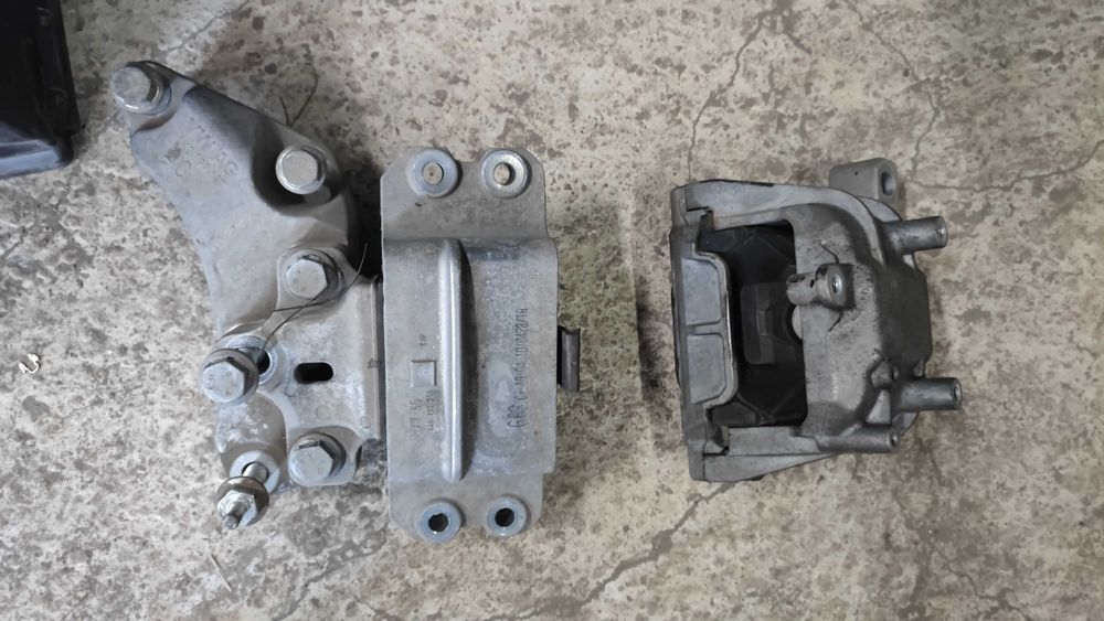 Тампон двигател скоростна кутия Seat Leon VW Golf Audi A3 2.0tdi