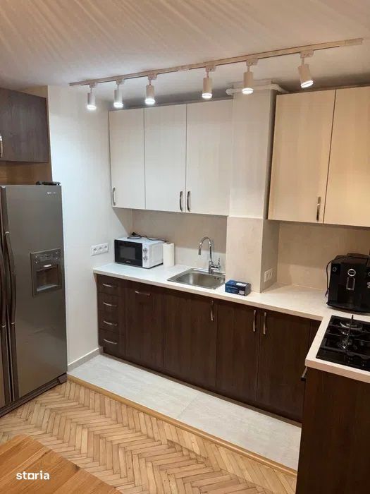 Tudor - Inchiriere apartament 3 camere - Str. Transilvania