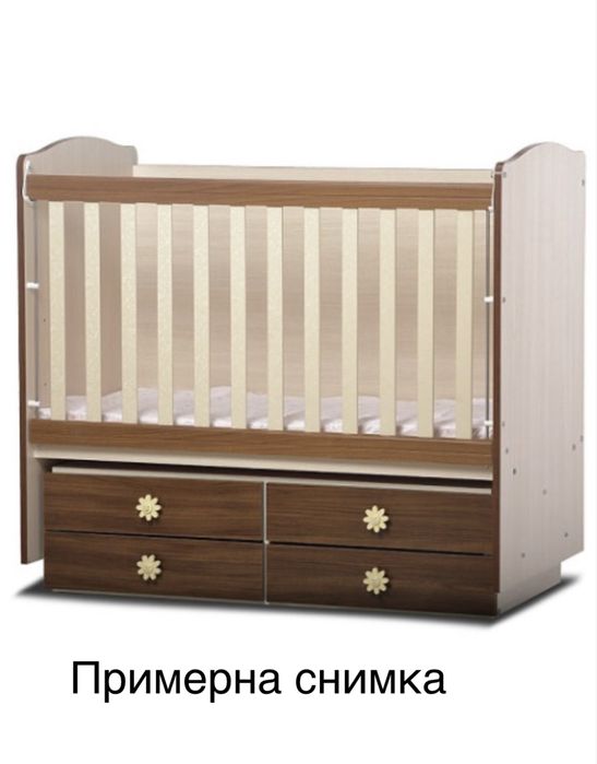 КАТО НОВА. Бебешка кошара с люлеещ механизъм 120-60. БЕЗ МАТРАК
