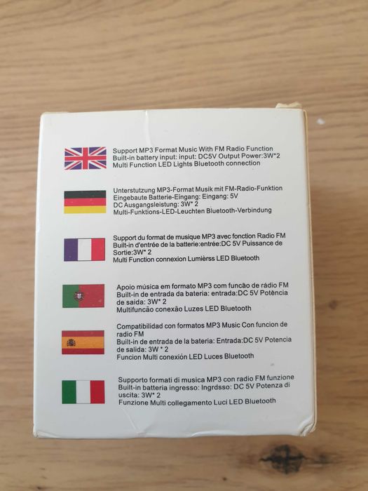 De vânzare mini boxă nouă