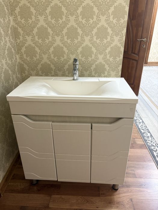 Мойка для ванной с зеркалом