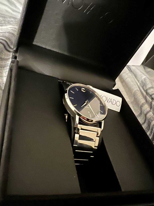 Movado часы был куплен в США