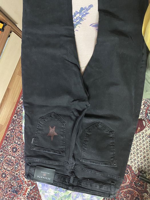 Джинсы с аниме