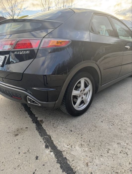 Honda Civic 2007 година