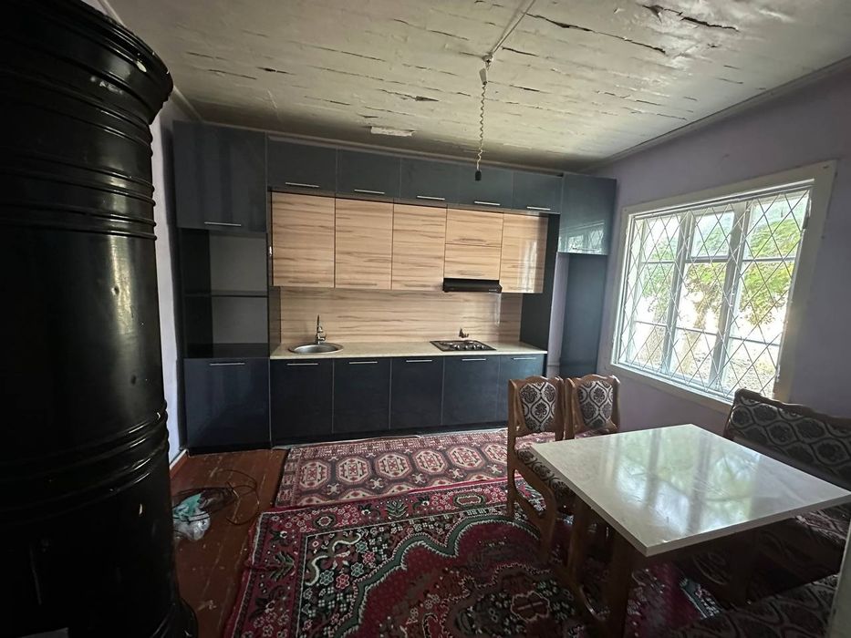 3 xonali dom sotiladi