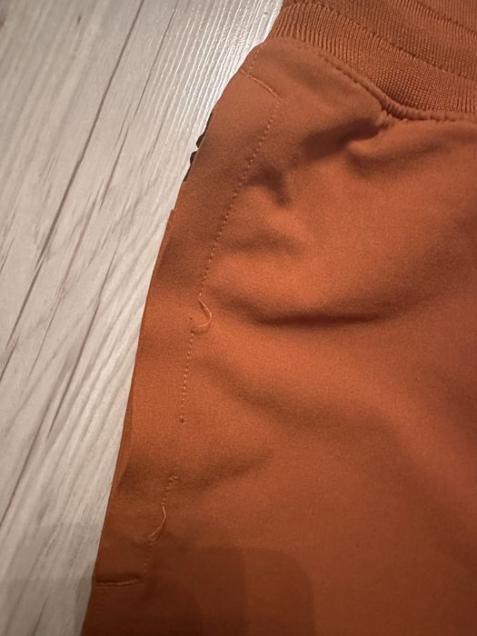 Спортен панталон Under Armour размер М