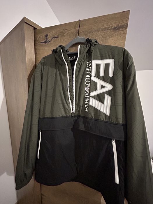 Geaca Emporio Armani (negociabil)