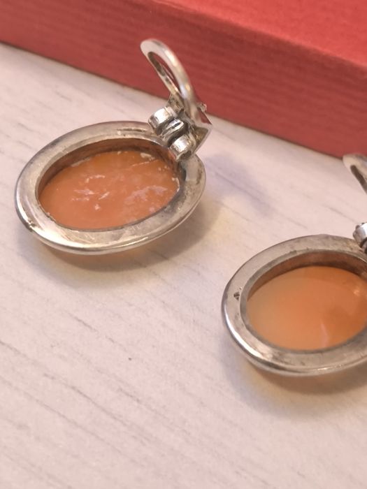 две  обеци за уши са с рамка от сребро 800 камея