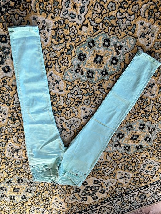 Продам джинсы женские