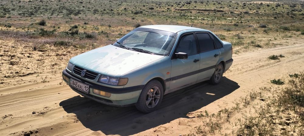 Volkswagen Passat B4, 1994, 1.8 об