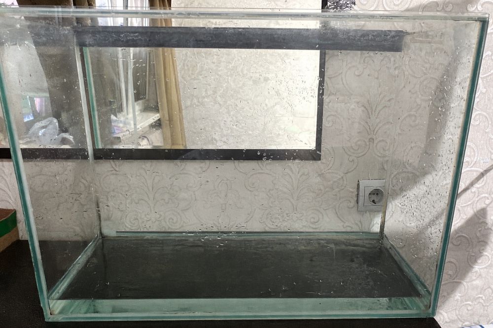 Продам аквариум на 120 л