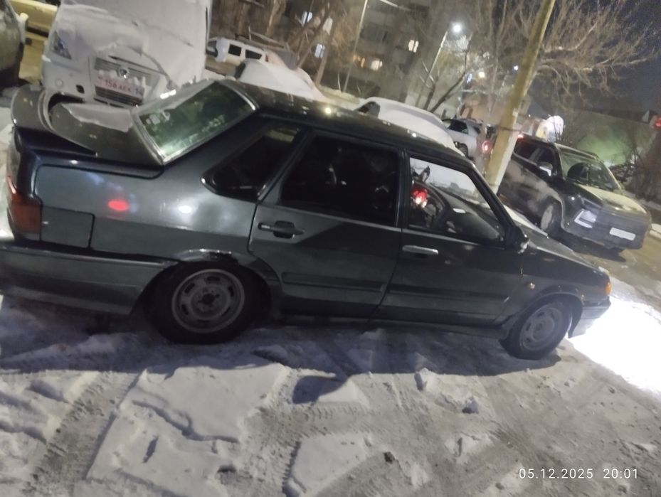 Продам ваз-2115.
