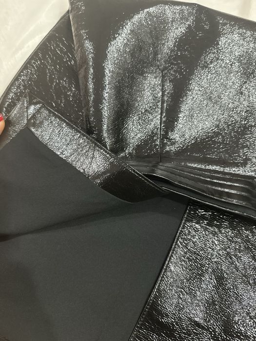 Юбка черная продается