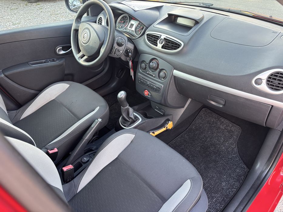 Renault clio 1.2 MPI 2011 euro5 RATE FIXE