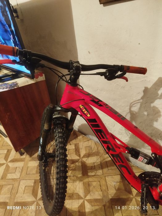 Продам ерек их 300