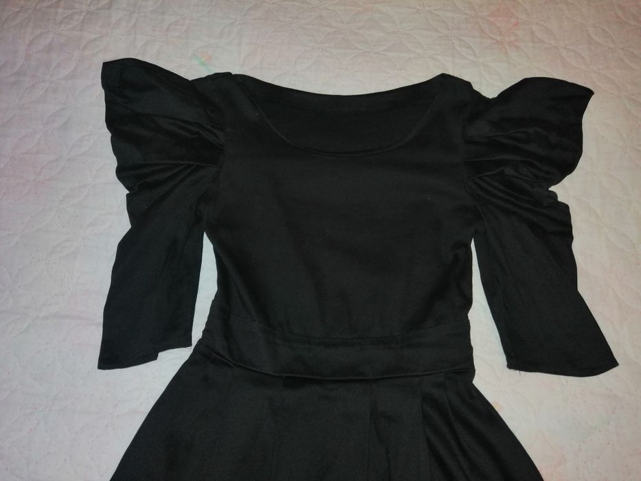 Кокетна къса рокля