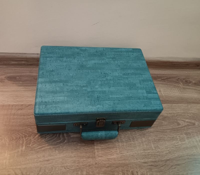 Грамофон (чисто нов)