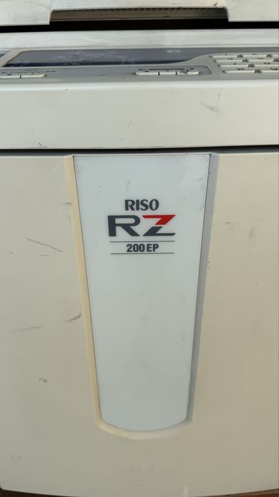 Ризограф riso rz 200 ep sotiladi-yaxshi va tez chiqaradi