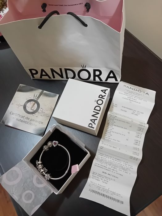 Vând brățară Pandora