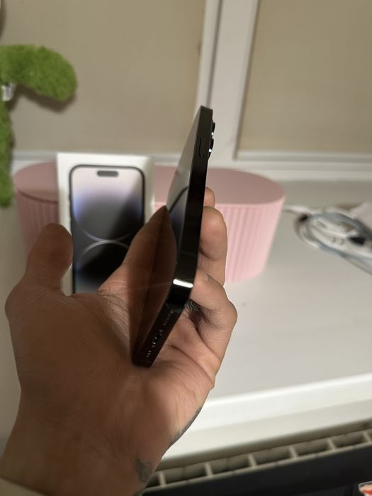 Айфон 14 про в отличном состоянии