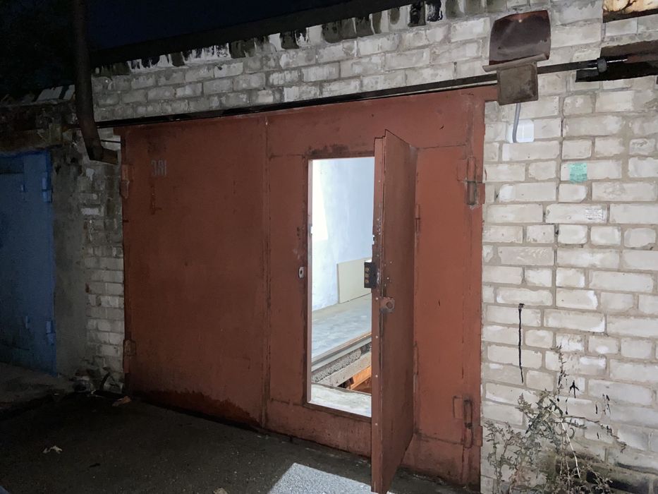 Продам гараж на КШТ