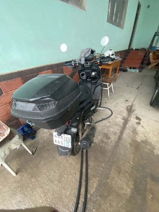 Скутер Танк Дронго