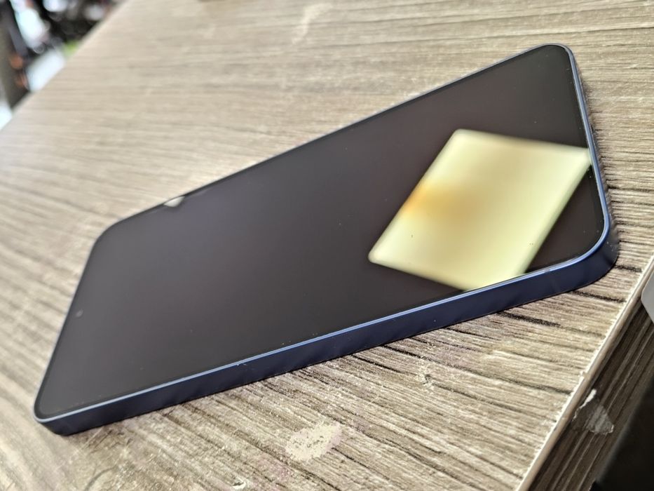 Samsung Galaxy S25 / 128GB