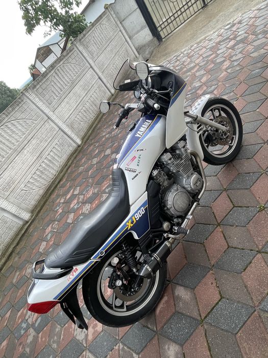 Vand/schimb cu masina Yamaha xj 900F 1987