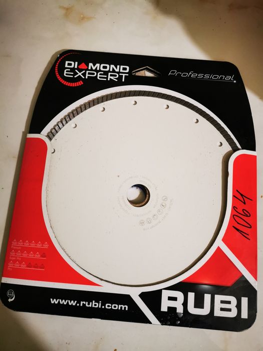 Диамантен диск за мокро рязане Rubi 250mm