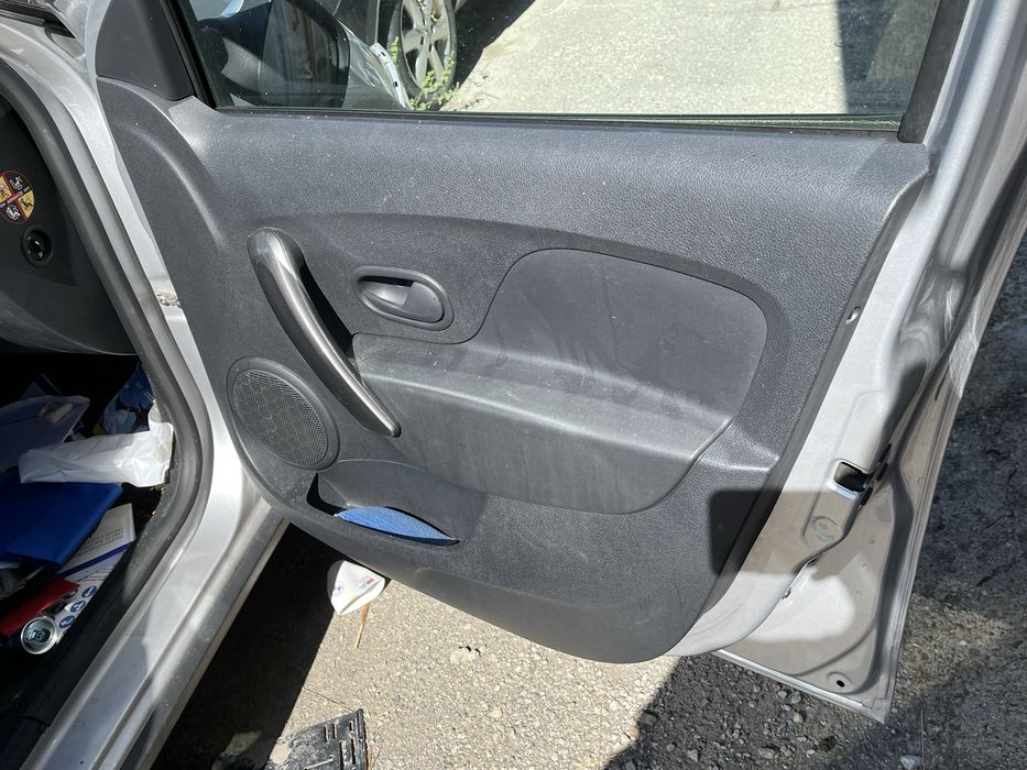 Dacia Sandero Stepway Laureate TCe90 2016 На Части