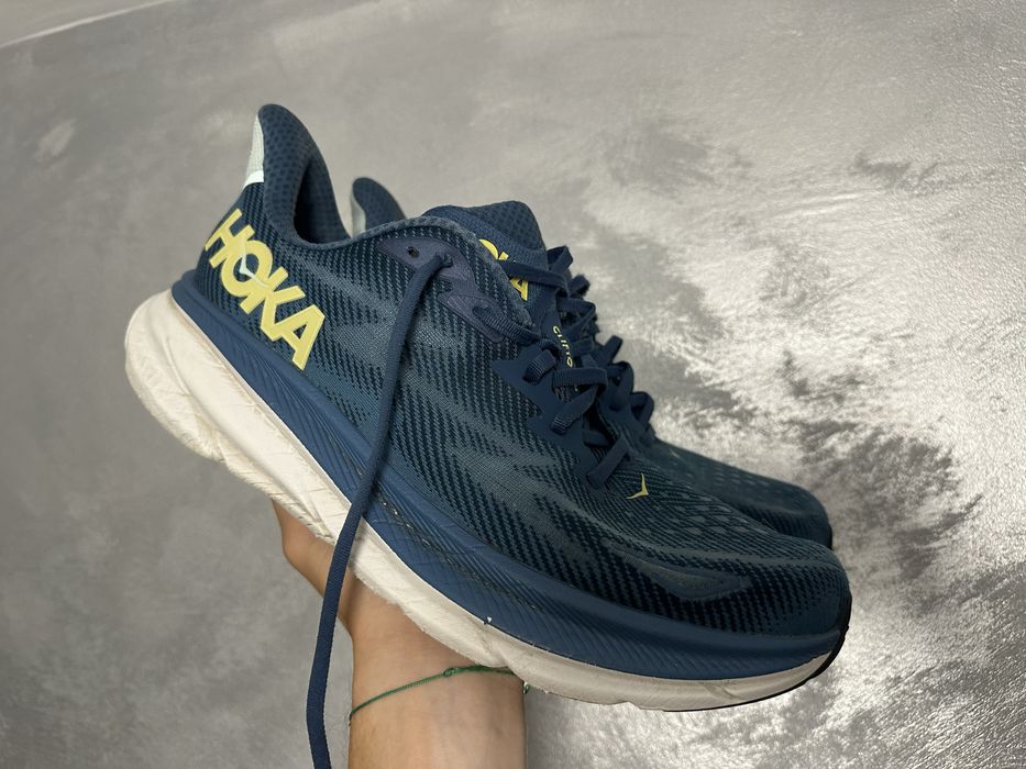 Hoka adidasi Running