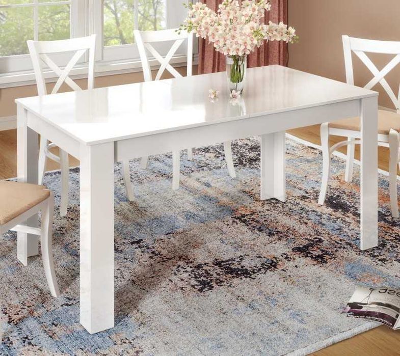 Голяма трапезна маса(разтегателна) бял гланц почти нова!!! Промоция!