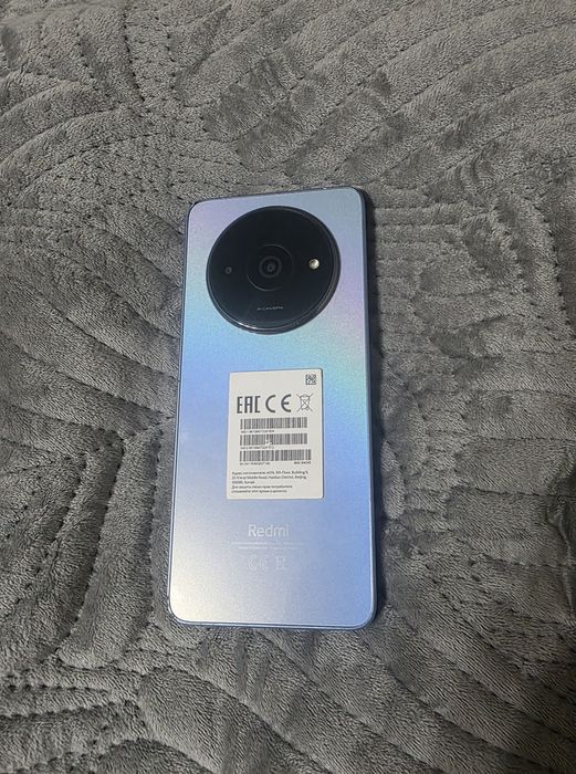 Redmi A3. 64 Гигабайт