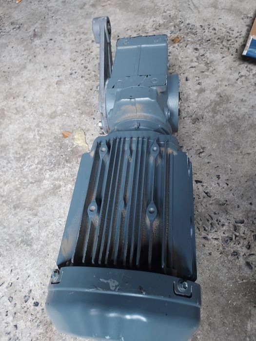 Motor cu reductor 2,2 kw