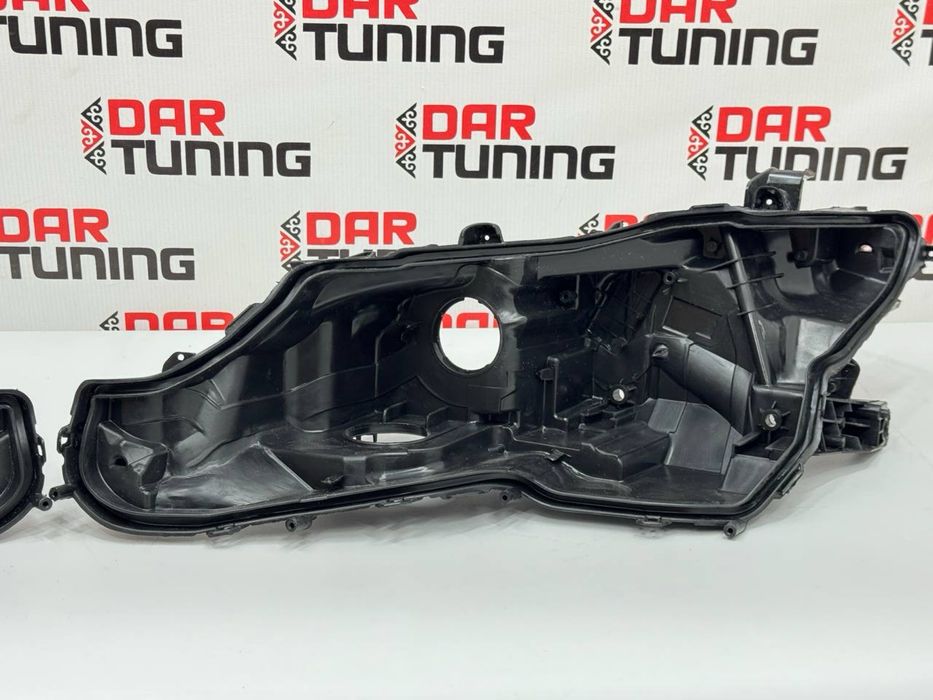 Корпус фары Toyota Camry 70