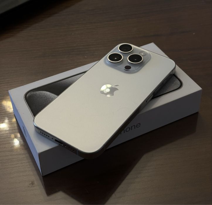 Продам iphone 15 pro 256 GB 85% Состояние идеал