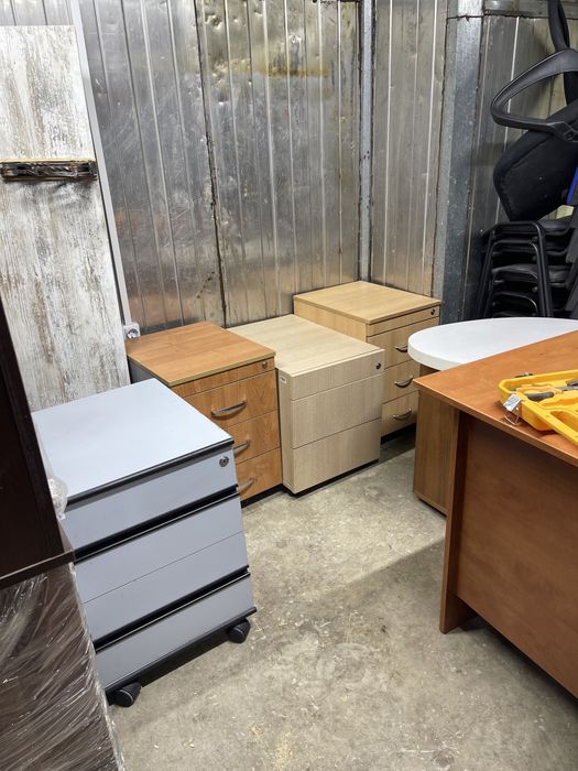 Тумбочки оофисеые